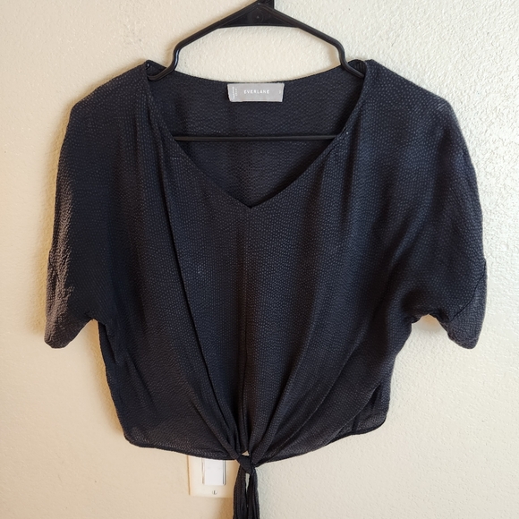 EVERLANE The Cupro Tie Front Black Lightweight Top Capsule Wardrobe - Picture 4 of 9